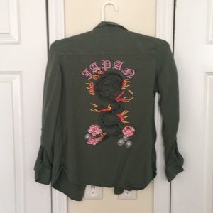 H&M super soft button down shirt small